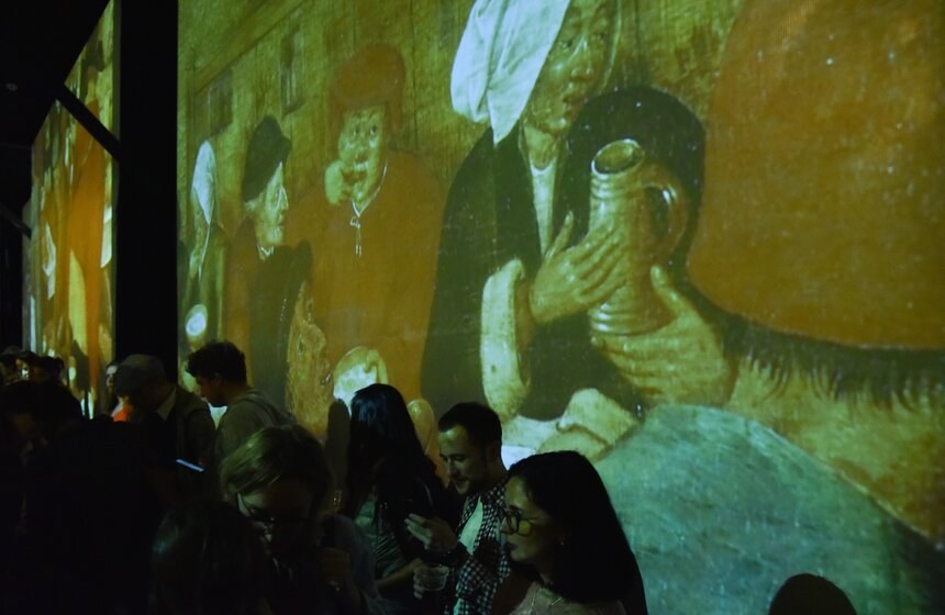 Выставка "Питер Брейгель. Перевернутый мир" в центре ARTPLAY в Москве 10 фото