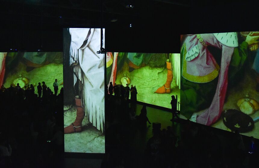 Выставка "Питер Брейгель. Перевернутый мир" в центре ARTPLAY в Москве 15 фото