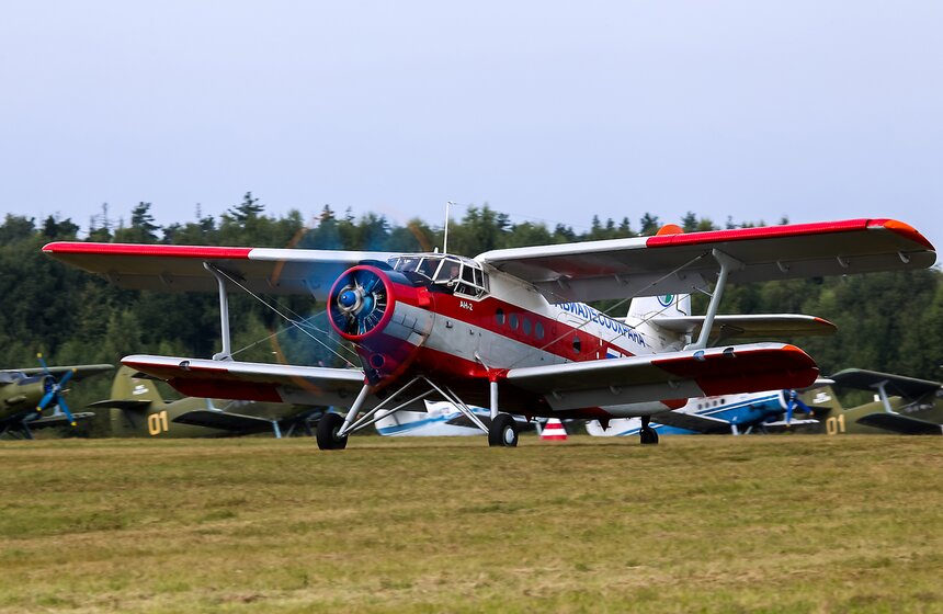 Ан-2 упал во время демонстрационного полета в Балашихе 1 фото