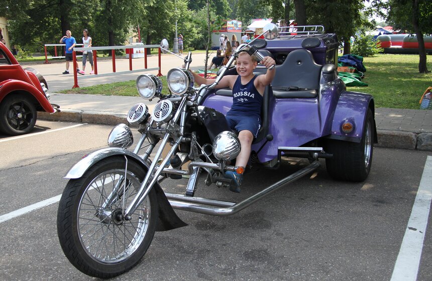 Шоу "Автоэкзотика" проходит в "Лужниках" 16 фото