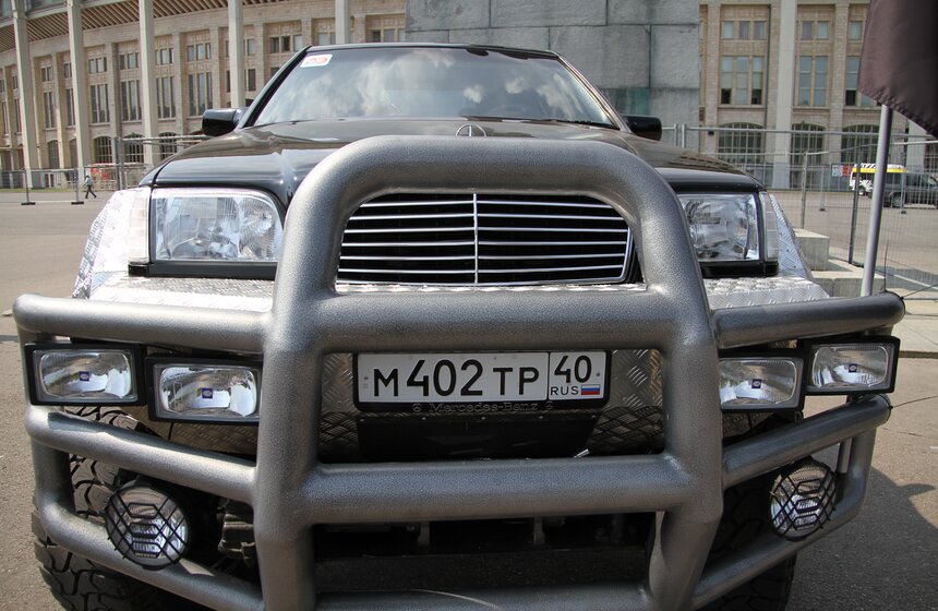 Шоу "Автоэкзотика" проходит в "Лужниках" 10 фото