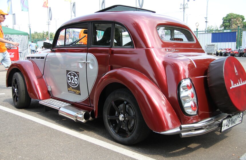 Шоу "Автоэкзотика" проходит в "Лужниках" 15 фото