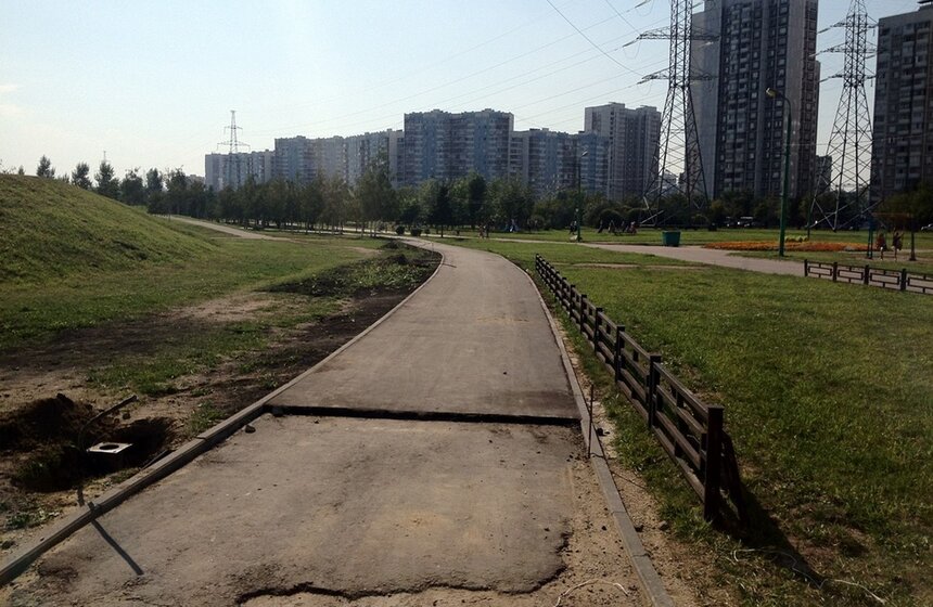 Строящаяся в ЮВАО велодорожка не устраивает жителей 3 фото