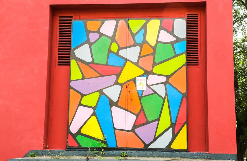 Трансформаторная подстанция как городской арт-объект. Фото 17 фото