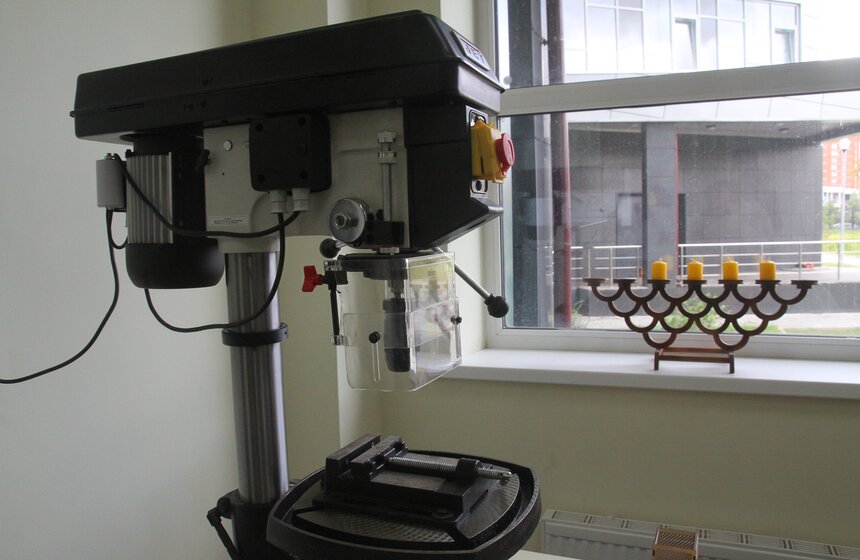 Собянин осмотрел новое здание школы в Куркине 7 фото