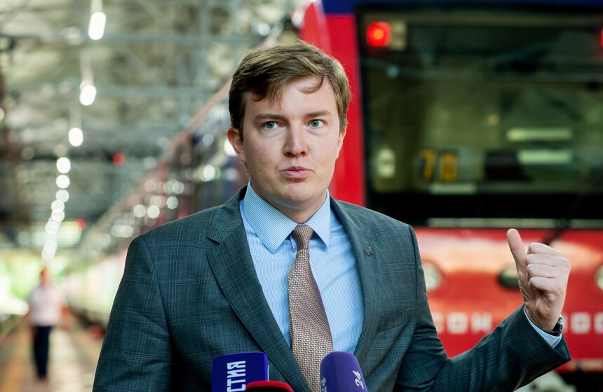 Запуск тематического поезда в честь 870-летнего юбилея Москвы 9 фото