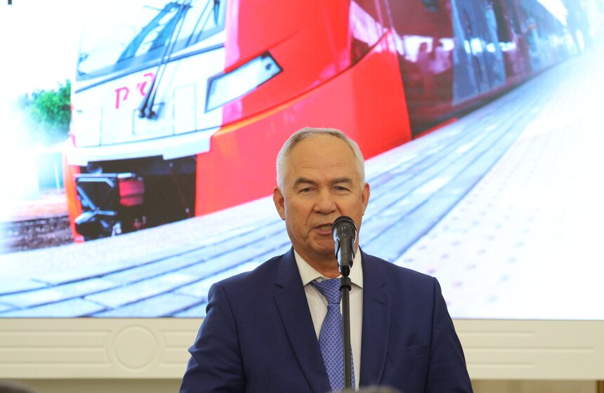 Мэр Москвы вручил награды за вклад в реализацию проекта МЦК 7 фото