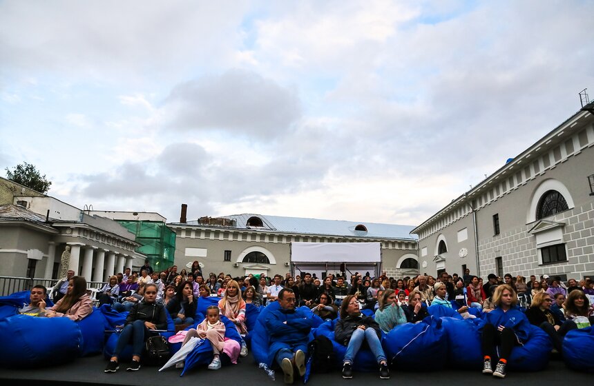 "Ночь кино" прошла в столице на выходных 13 фото