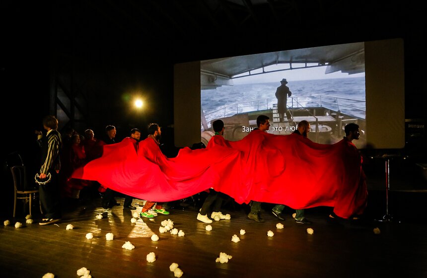 В "Музеоне" показали фильм "АССА" в формате sing-a-long-a 20 фото