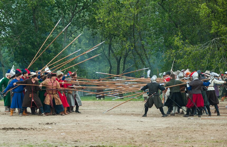 "Пограничная битва" XVII века в Коломенском. Фото 24 фото