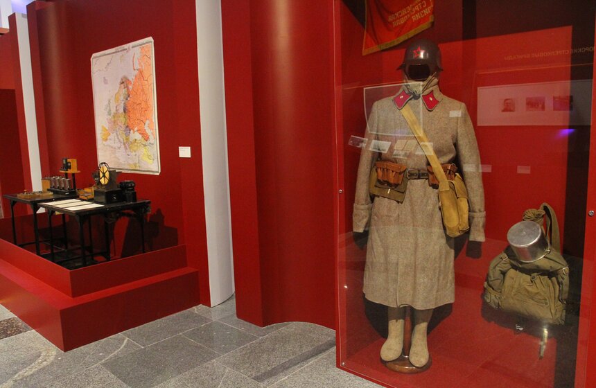 Сергей Собянин открыл выставку "Битва за Москву" 29 фото