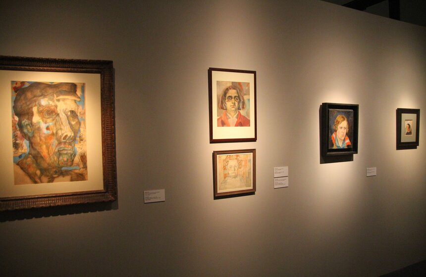 Вернисаж из трех выставок открылся на ВДНХ 30 фото