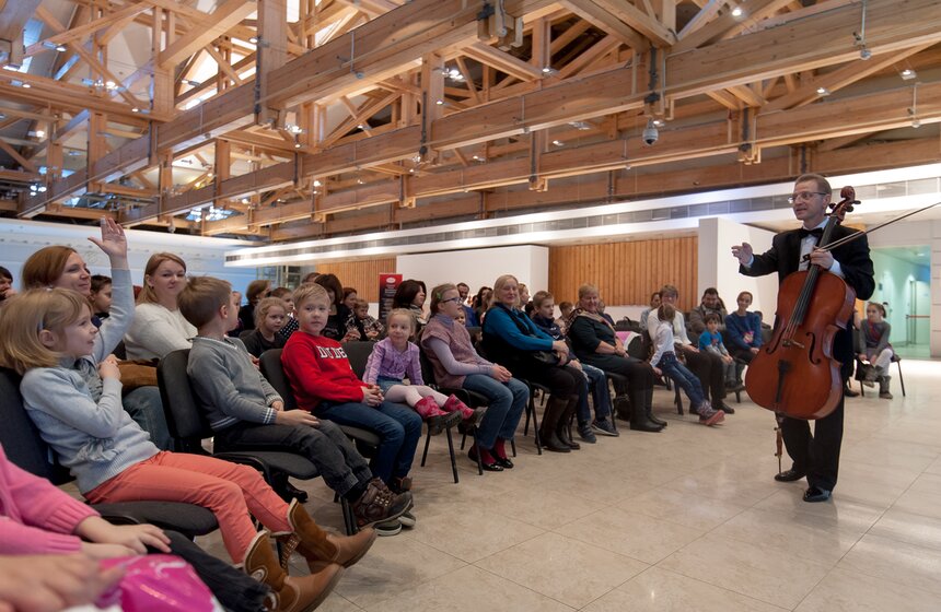 Детский интерактивный концерт "Добрая зимняя сказка" в "Манеже" 27 фото