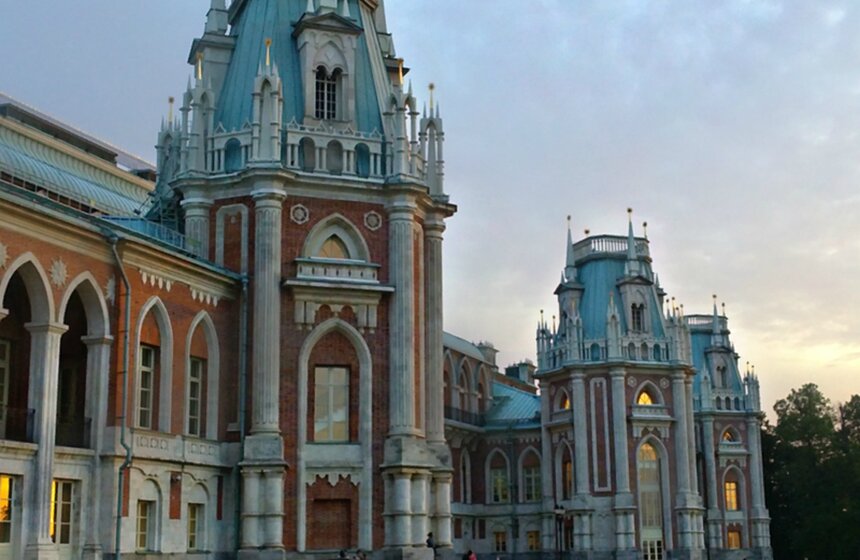 В "Царицыно" прошли ночные обзорные экскурсии 5 фото