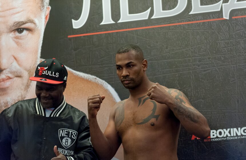 Взвешивание перед боем Лебедев – Гассиев 9 фото