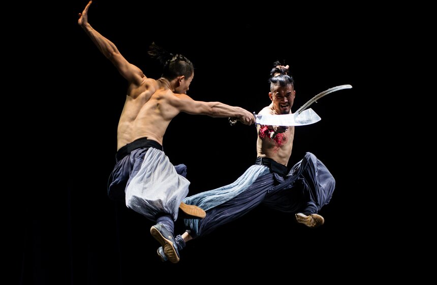 Спектакль Джеки Чана "Врата Шаолинь" состоялся в столице 29 фото