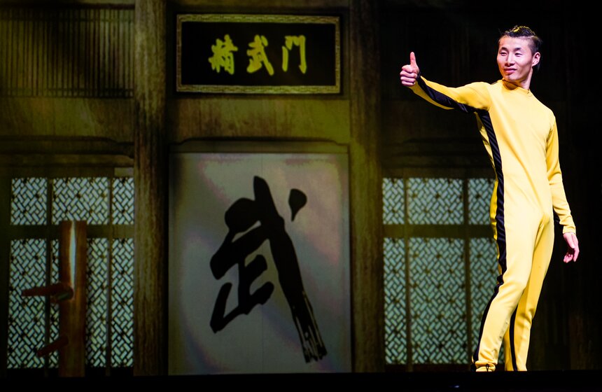 Спектакль Джеки Чана "Врата Шаолинь" состоялся в столице 12 фото