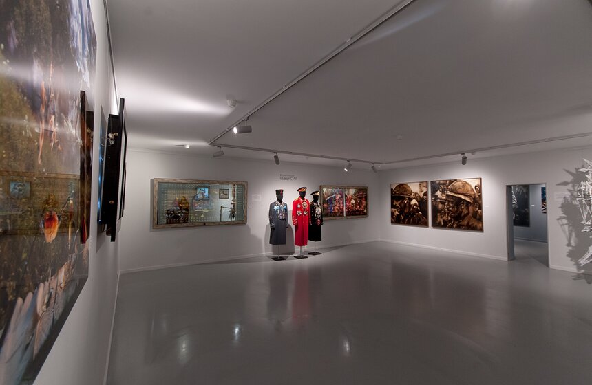 Выставка "Реверсия" в ЦСИ "Марс" 25 фото