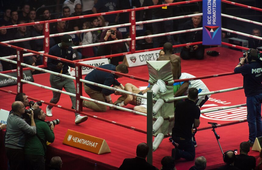 Боксерское шоу на арене ДС "Мегаспорт" 18 фото