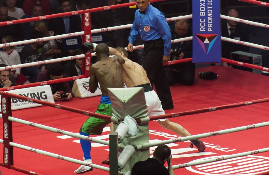 Боксерское шоу на арене ДС "Мегаспорт" 16 фото