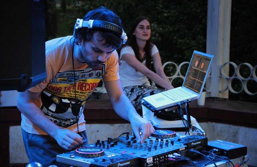 Программа Art Night порадовала гостей парка "Сокольники" 16 фото