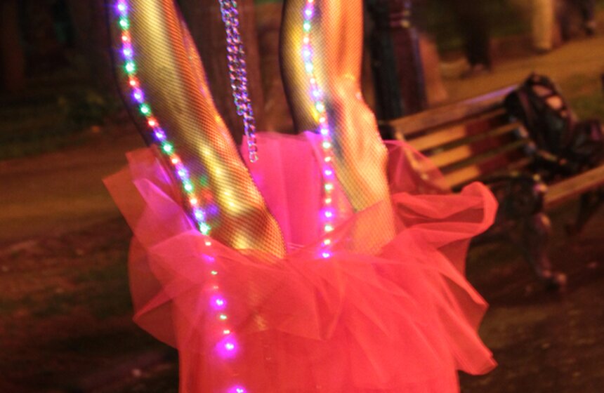 Программа Art Night порадовала гостей парка "Сокольники" 20 фото