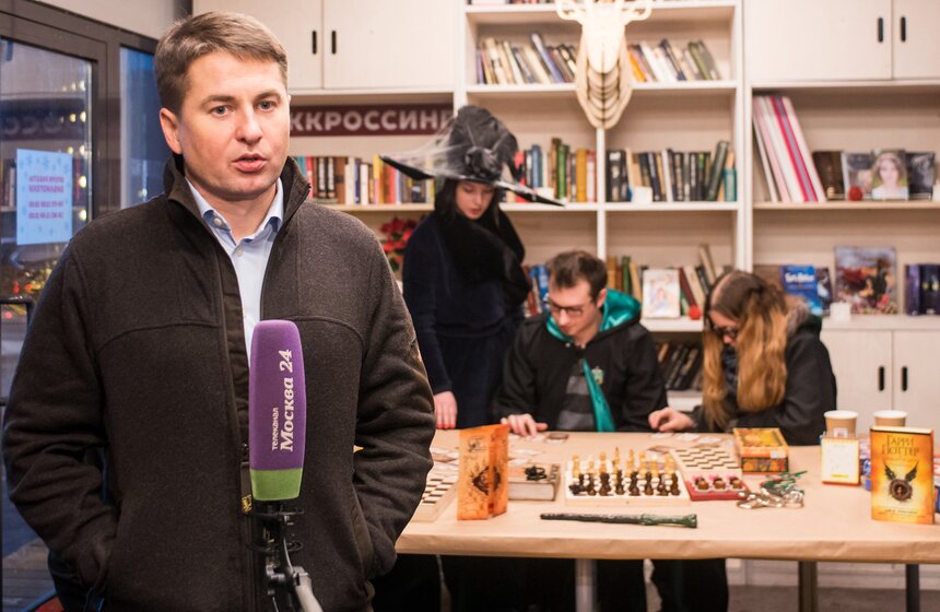 Алексей Немерюк открыл книжную ярмарку "Букмаркет" 17 фото