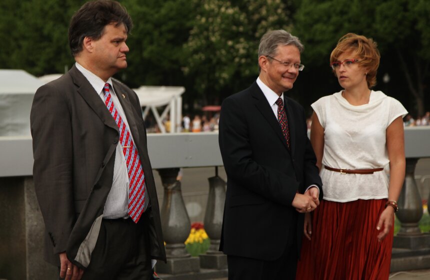 Цветочная инсталляция в парке Горького 14 фото