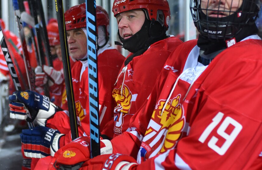 Презентация профессиональной открытой арены "Парк Легенд" 30 фото