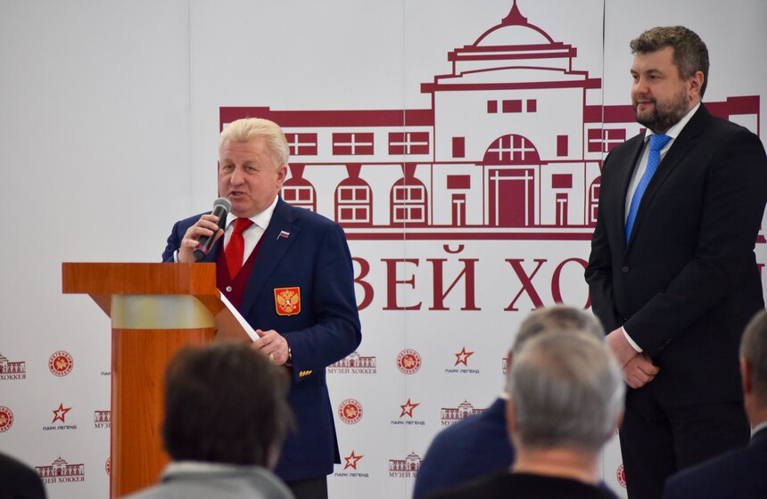 Выставка "Красная машина. Страницы истории" в Музее хоккея 22 фото