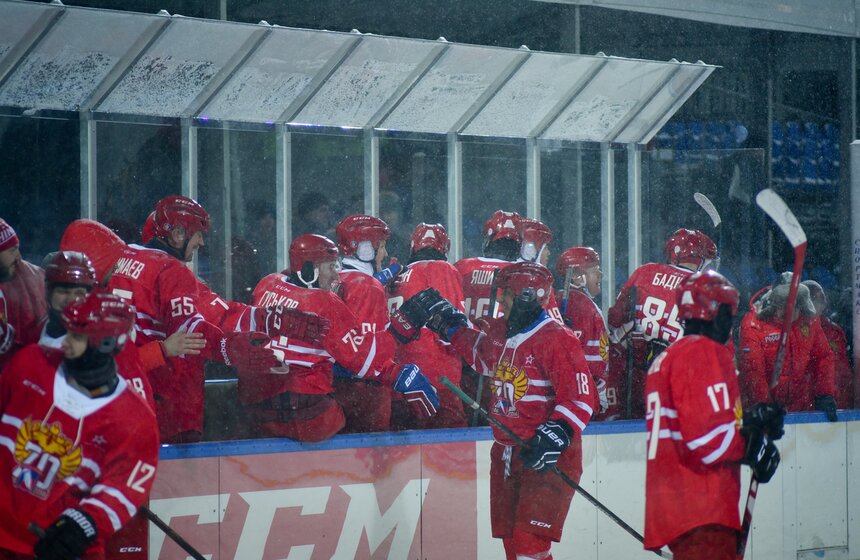 Презентация профессиональной открытой арены "Парк Легенд" 33 фото