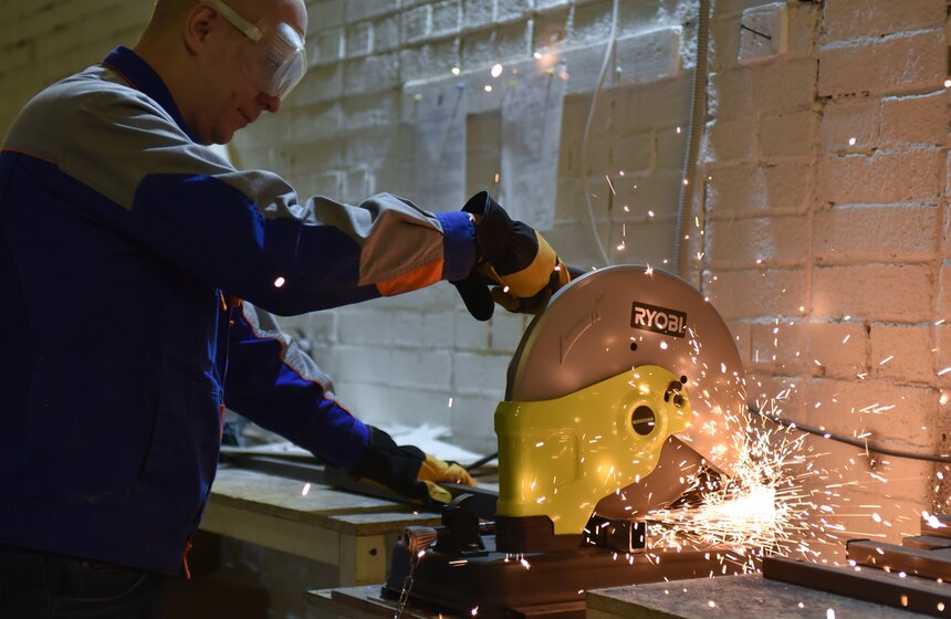 Как создают декорации для фестиваля "Путешествие в Рождество" 16 фото