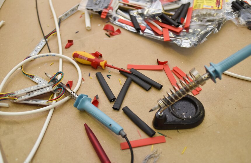 Как создают декорации для фестиваля "Путешествие в Рождество" 5 фото