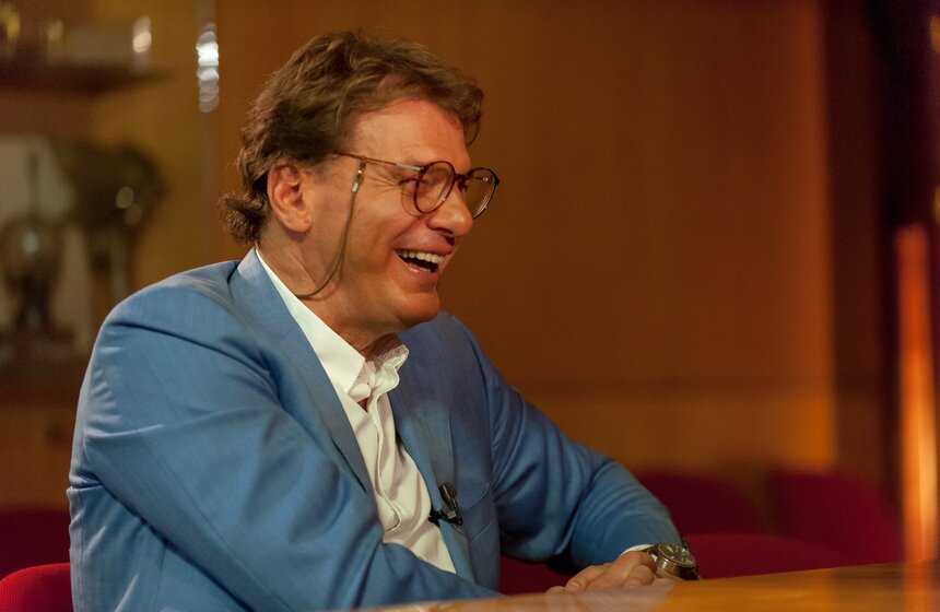 Карен Шахназаров на съемках программы "Важная персона" 13 фото