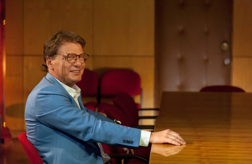 Карен Шахназаров на съемках программы "Важная персона" 3 фото