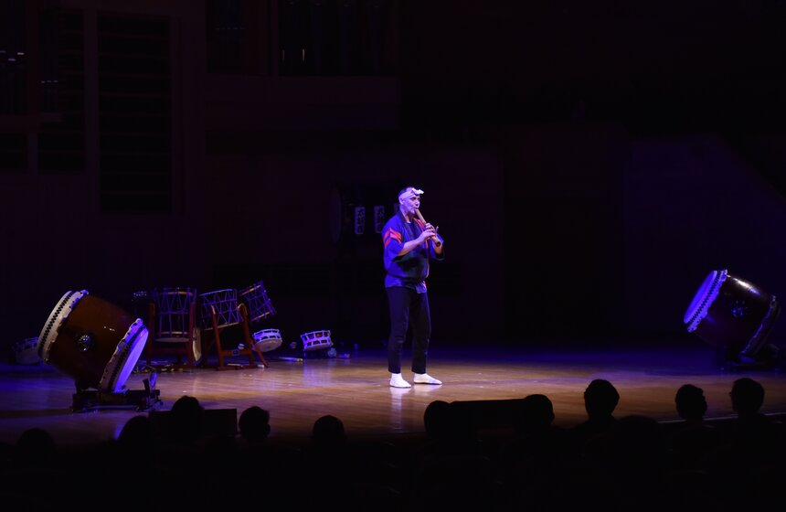 Шоу японских барабанщиков Taikoza 10 фото