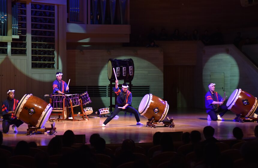Шоу японских барабанщиков Taikoza 5 фото