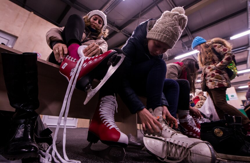 Открылся каток на ВДНХ 17 фото