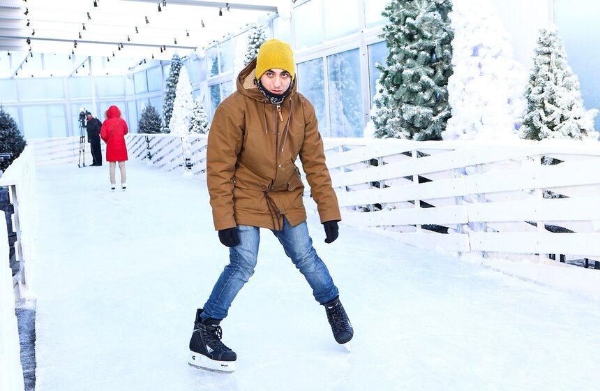 Каток на крыше 85-этажной башни в "Москва-Сити" 12 фото