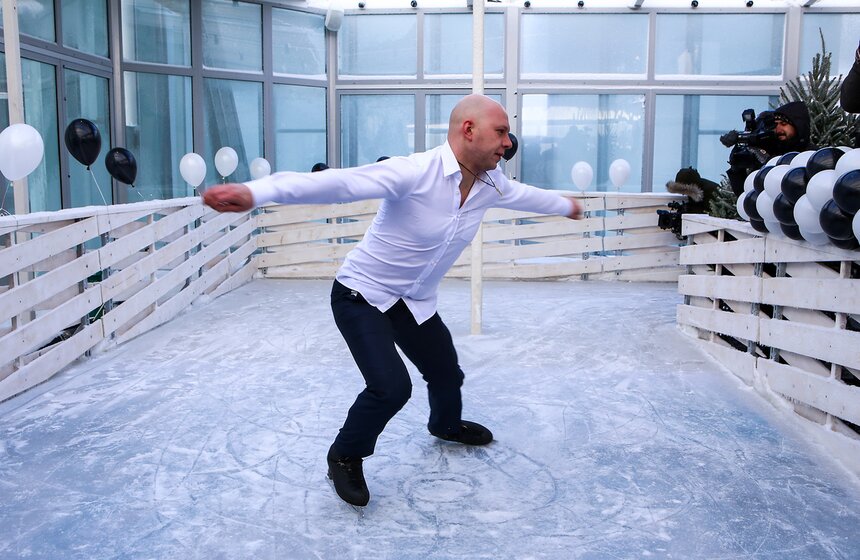 Каток на крыше 85-этажной башни в "Москва-Сити" 6 фото