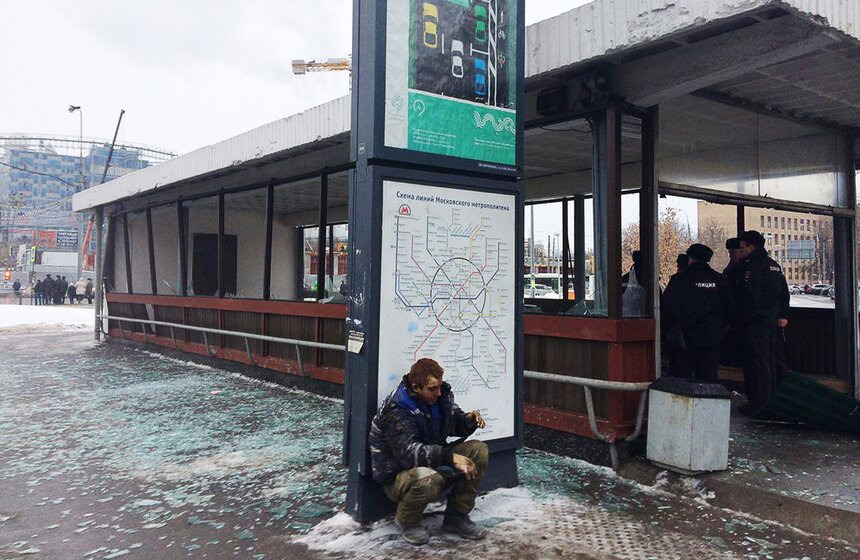 Взрыв баллона с газом у станции "Коломенская" 3 фото