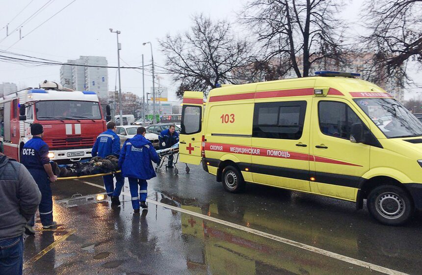 Взрыв баллона с газом у станции "Коломенская" 8 фото