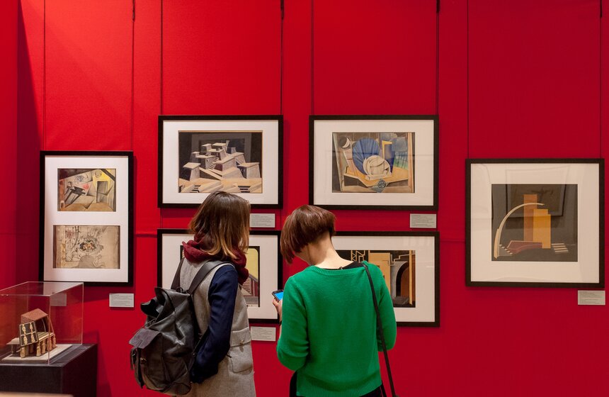 Выставка "Мир – театр. Архитектура и сценография в России" 7 фото