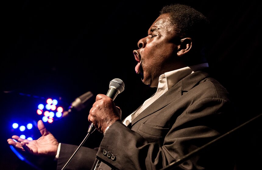 Тепло Ямайки в столице: концерт соул-певца Роя Янга 4 фото