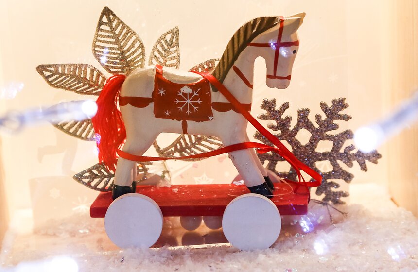 Световая инсталляция "Музыкальный лес" на Пушкинской площади 16 фото