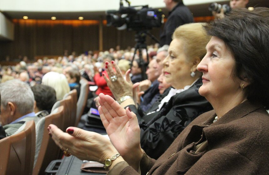 Собянин принял участие в конференции совета ветеранов 15 фото