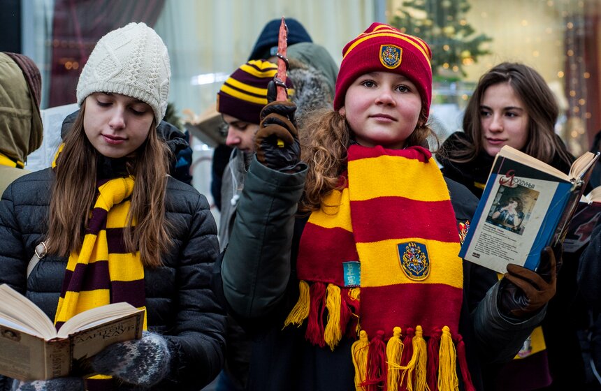 Парад-карнавал поклонников Гарри Поттера на Новом Арбате 4 фото