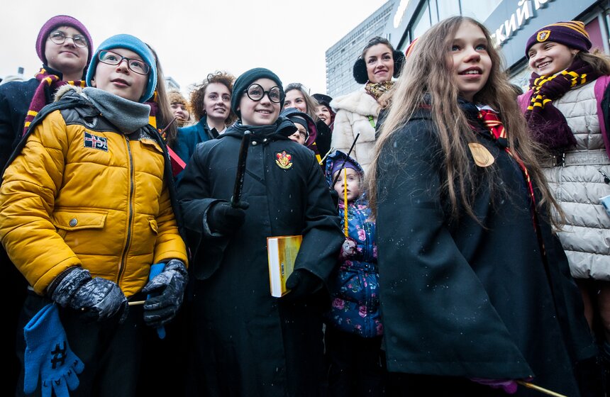 Парад-карнавал поклонников Гарри Поттера на Новом Арбате 14 фото