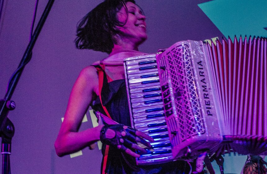 Праздник "неформатного" непослушания 9 фото