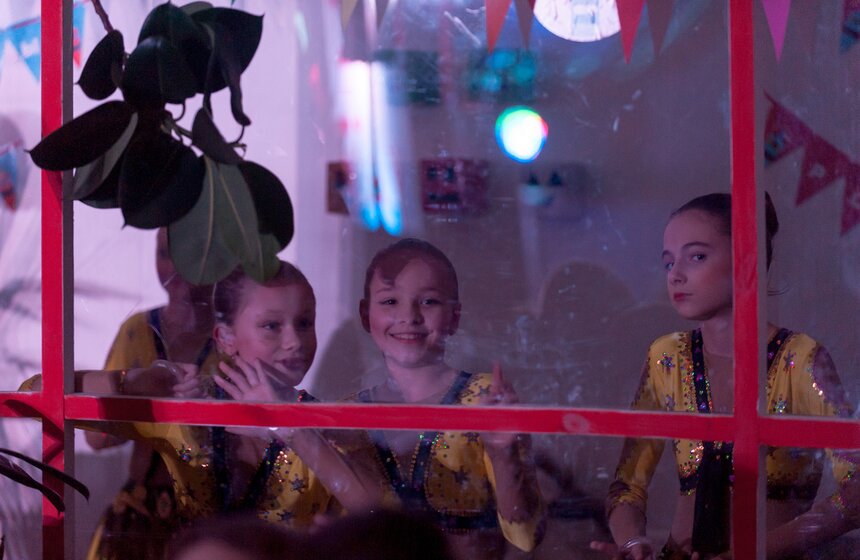 Елка на "Робостанции" 18 фото